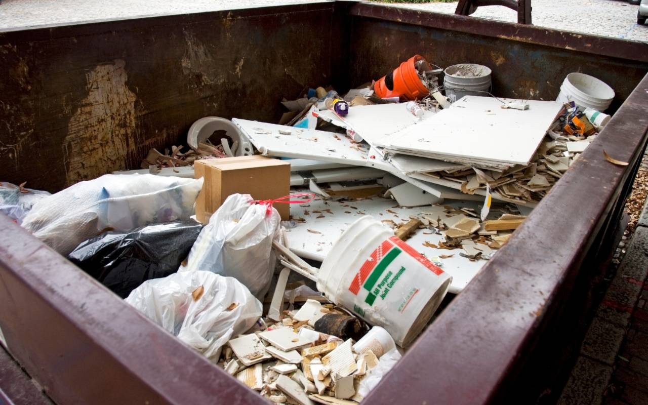 Junk removal San Mateo furniture hauling service